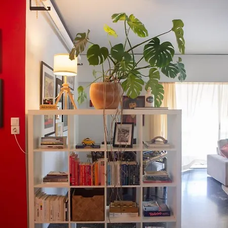 Nina'S Cozy Apartment In Mikrolimano Piraeus Exterior photo