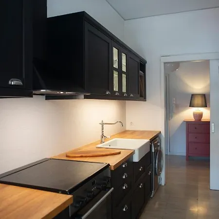 Nina'S Cozy Apartment In Mikrolimano Piraeus Exterior photo